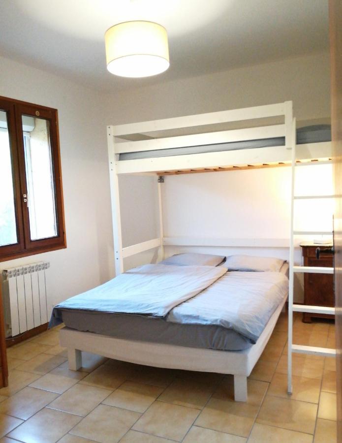 Les 3 Hirondelles Appartement Pont-Saint-Esprit Buitenkant foto