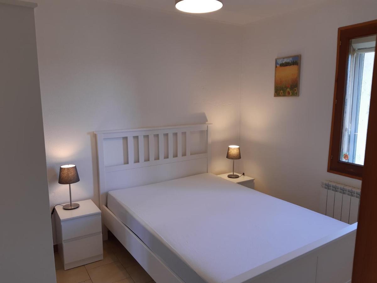 Les 3 Hirondelles Appartement Pont-Saint-Esprit Buitenkant foto